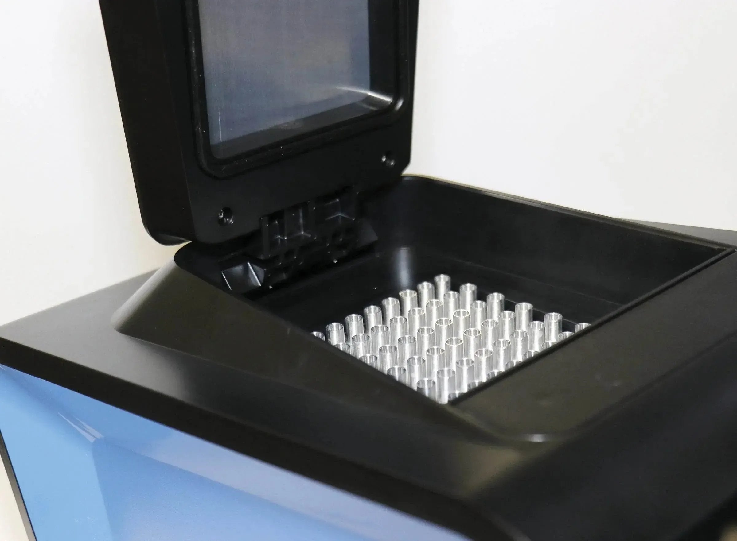 EDVOTEK Biotech Education UNIT EdvoCycler™ 2 Classroom PCR Thermal Cycler