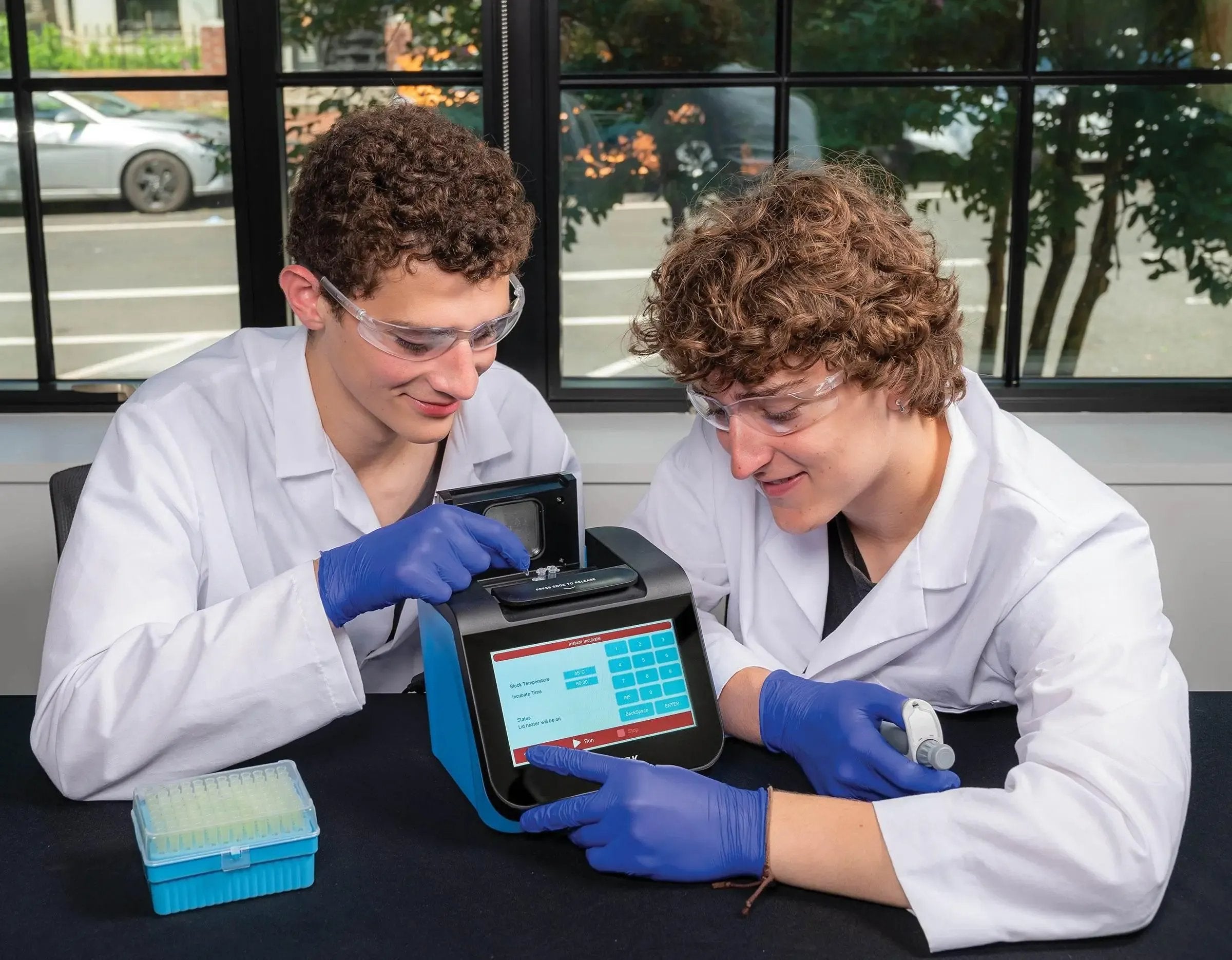 EDVOTEK Biotech Education UNIT EdvoCycler™ Jr.