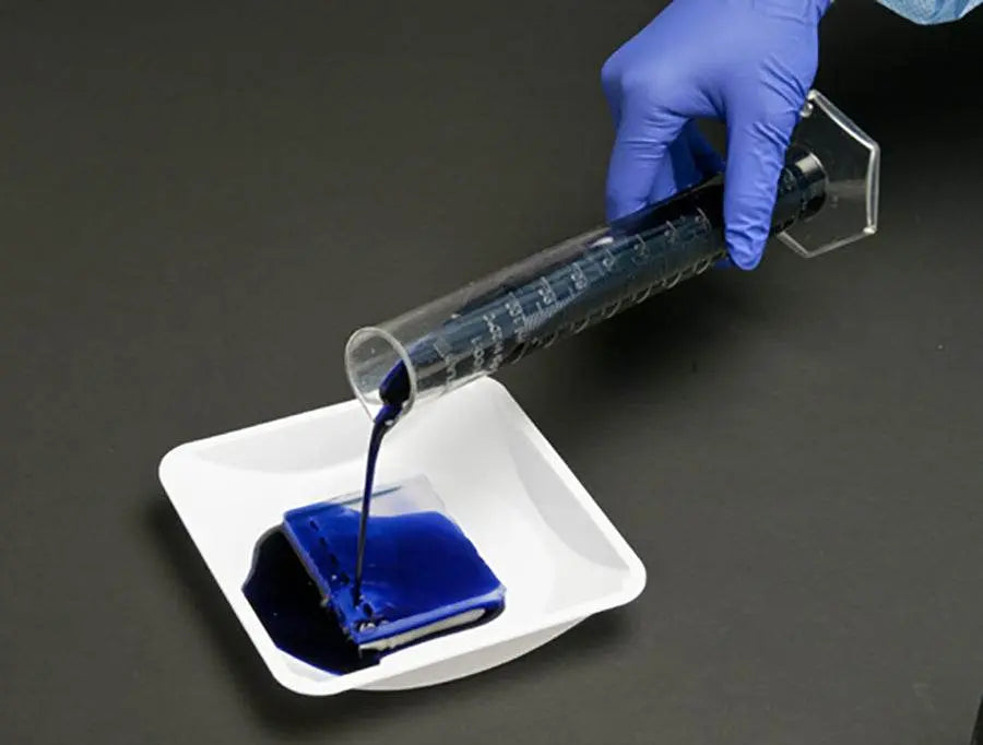 EDVOTEK Biotech Education UNIT FlashBlue™ DNA Staining System