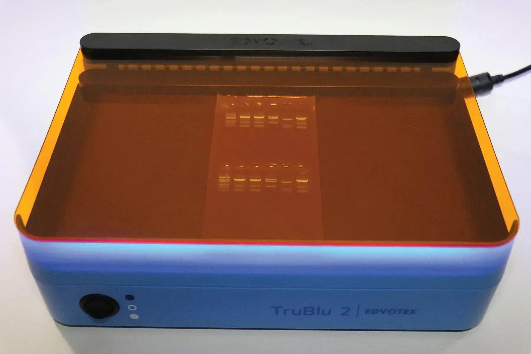 EDVOTEK TruBlu™2 Blue Light Transilluminator (27 x 15 cm) 557
