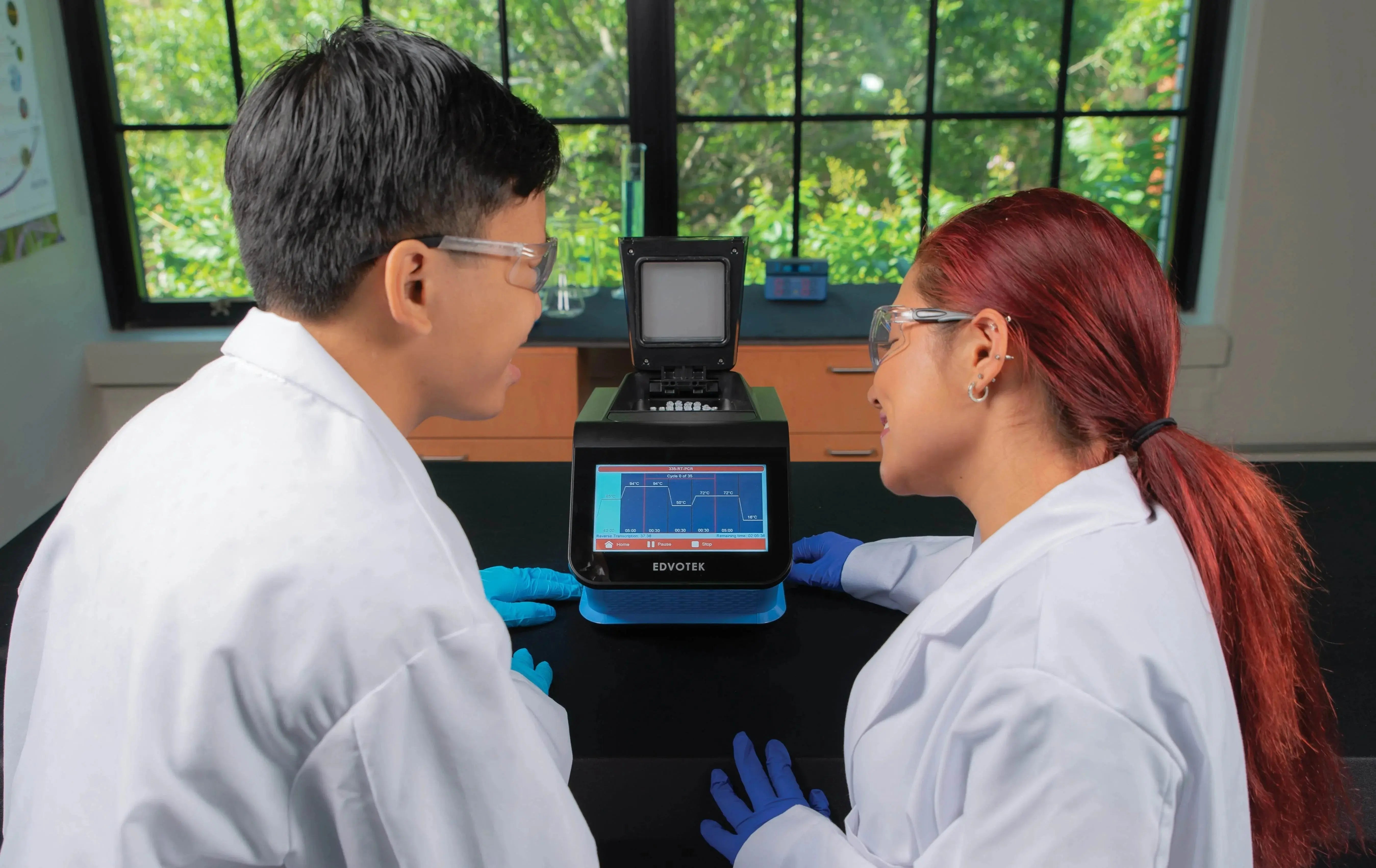 EDVOTEK Biotech Education UNIT EdvoCycler™ 2 Classroom PCR Thermal Cycler
